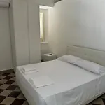 Apartamento Dimora Piazza Imperiale Poggio Imperiale