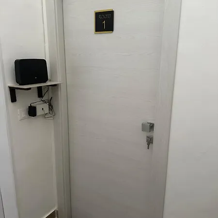 Dimora Piazza Imperiale Apartment Poggio Imperiale